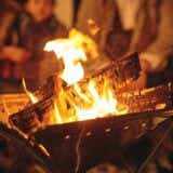 【焚き火】キャンプでの夜の楽しみ！おすすめの定番人気焚き火台＆関連グッズ