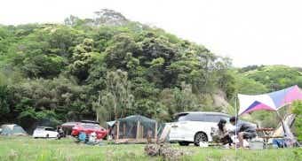 コーラル館山は温泉もついている人気キャンプ場