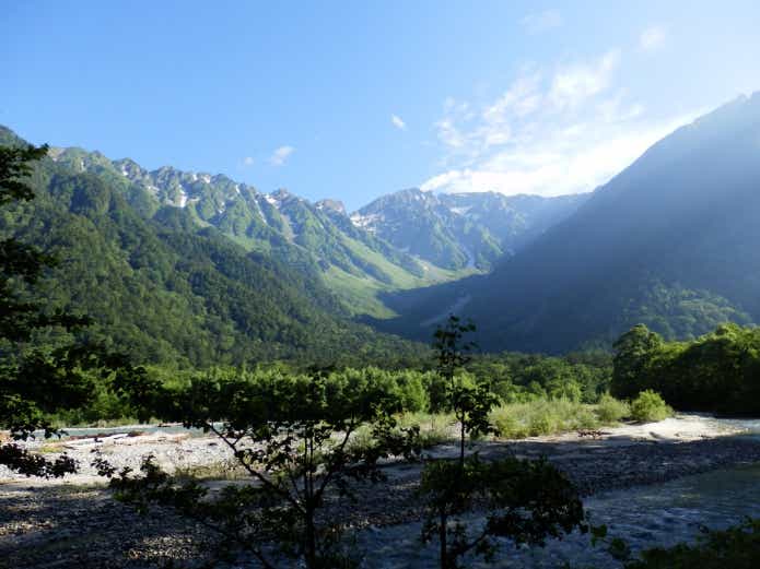 川や山がたくさんのおしゃれキャンプ場