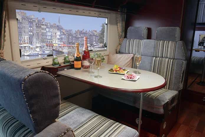 キャンピングカーのオススメ内装