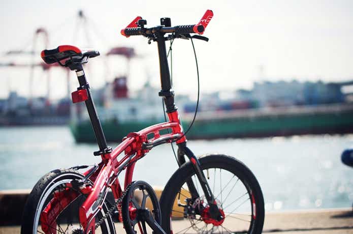 ドッペルギャンガーの自転車と海