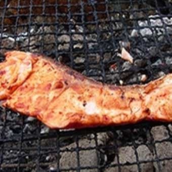 ヨシダソース　鮭のBBQソース焼き