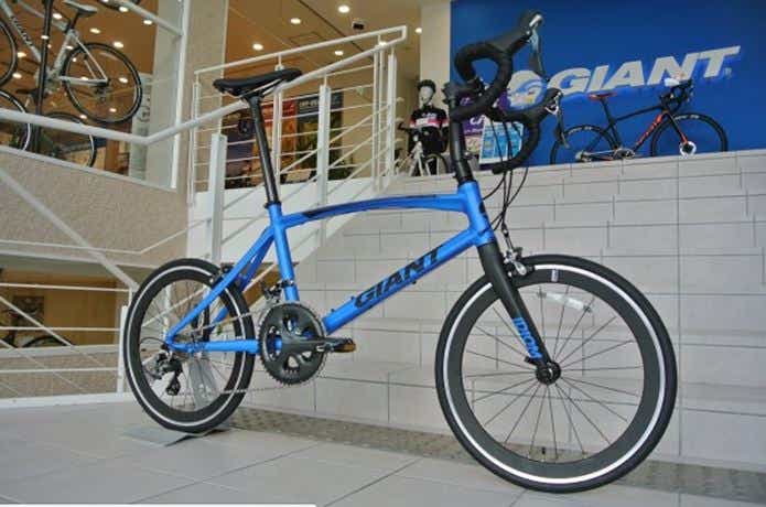ジャイアントのミニベロの青い自転車　IDIOM　0
