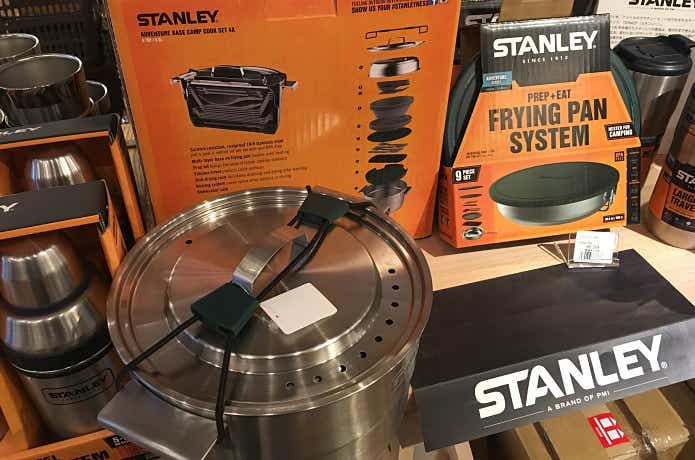 安い本店『 新品 送料込 』スタンレー ベースキャンプクックセット Stanley Basecamp Cook Set 19piece クッカー