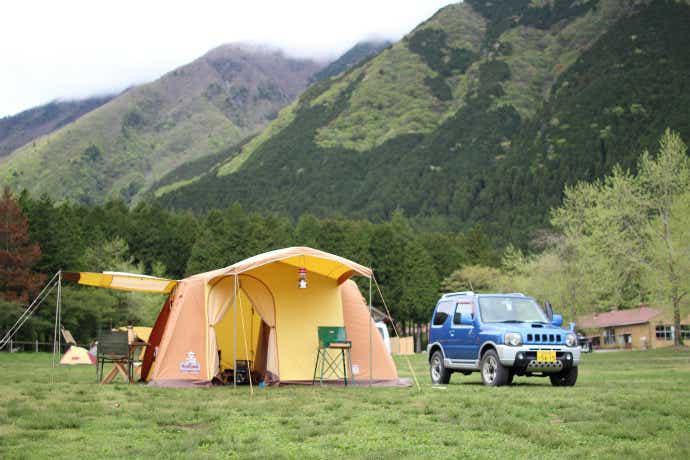 ソロキャンプ用の広々サイズのテント