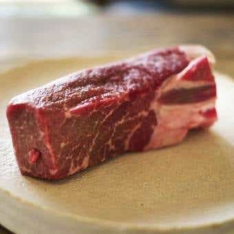 ローストビーフに使う肉の塊