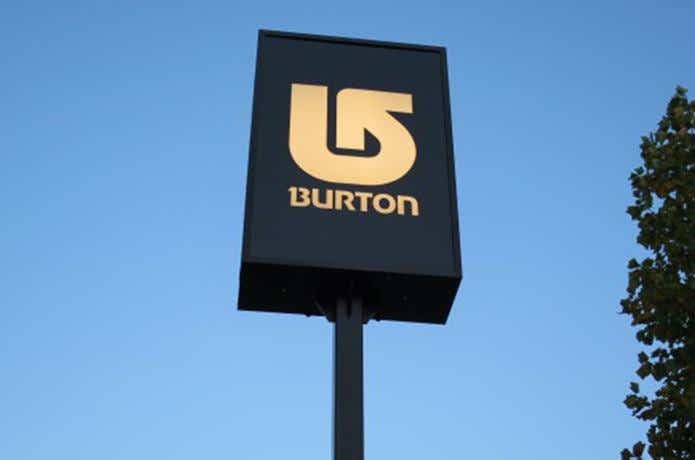 BURTONの看板