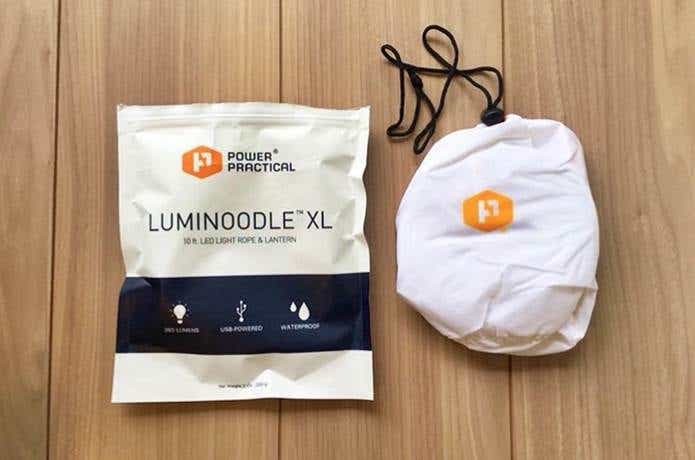 LEDランタン ルミヌードル　パッケージと付属のバッグ