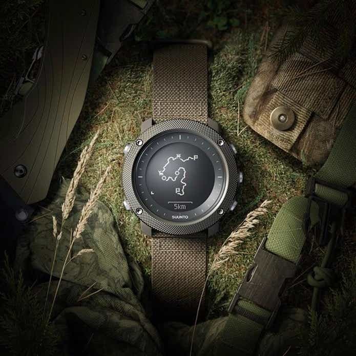 メカニカル 【美品】SUUNTO TRAVERSE ALPHA スマートウォッチ GPS