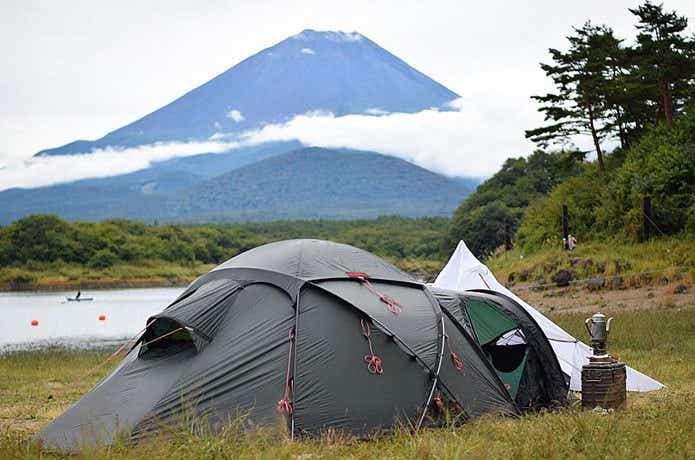 富士山とテント　ヒルバーグ サイタリス
