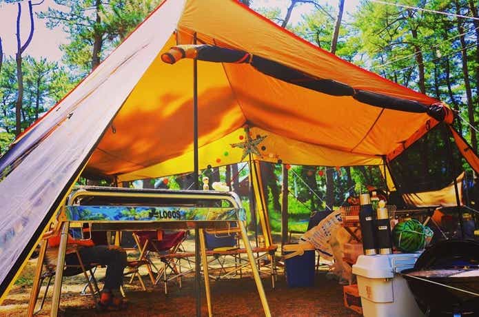 キャンプ　テント