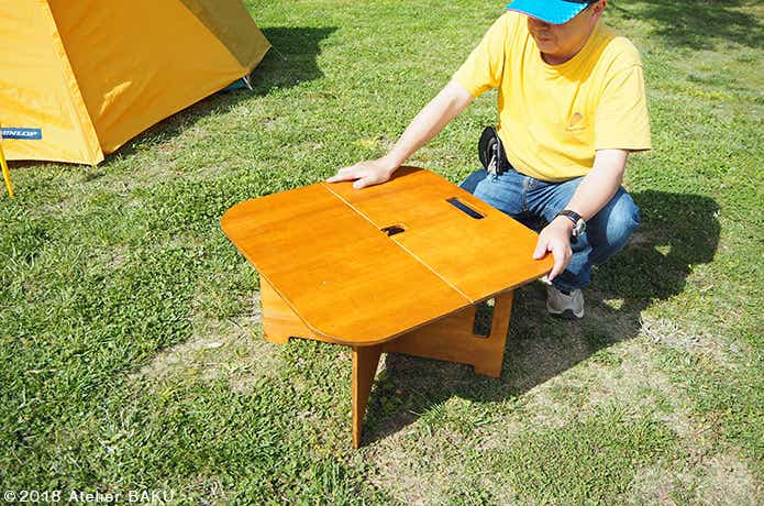 ローテーブル、組み立てる人、テント