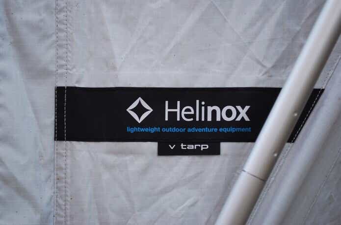 ヘリノックスV-tarpのロゴ