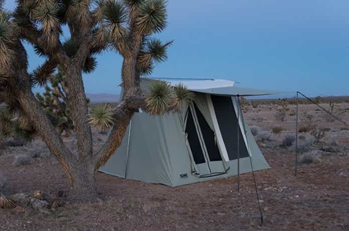 ロッジ型テント　カーカムス「ハイライン スプリングバーテント6」