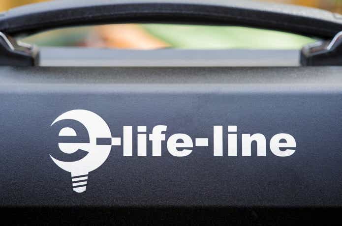e-life-line　ポータブル電源