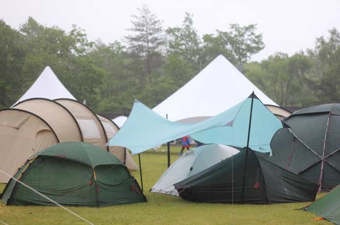 梅雨のキャンプ