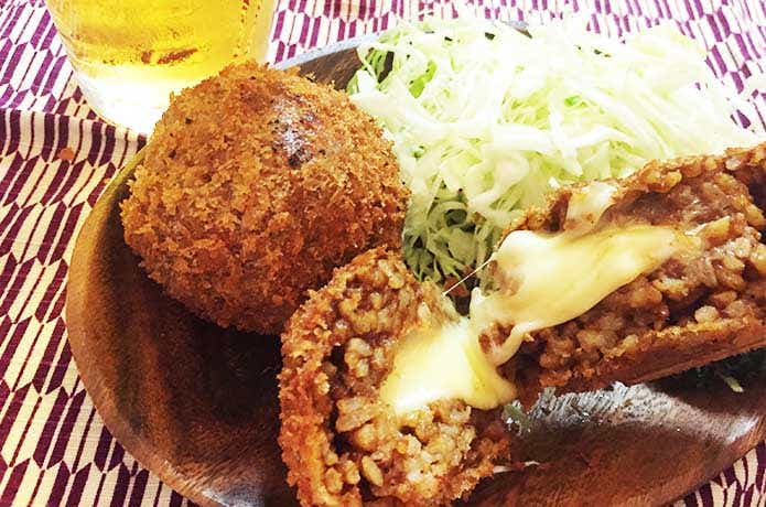 日清カレーメシ アレンジ４レシピ 食卓にそのまま出してもバレないかも Camp Hack 日本最大級のキャンプ アウトドア ニュースマガジン キャンプハック