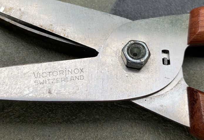 Victorinoxのハサミ