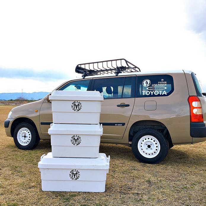 トランクカーゴと車