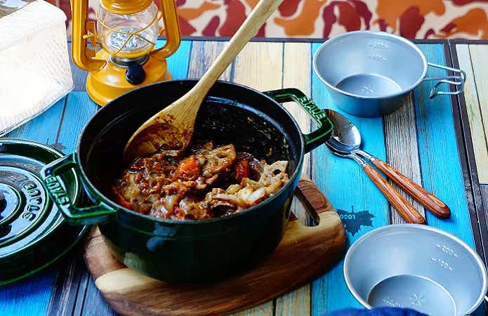 無水鍋　ストウブでカレーを作った様子