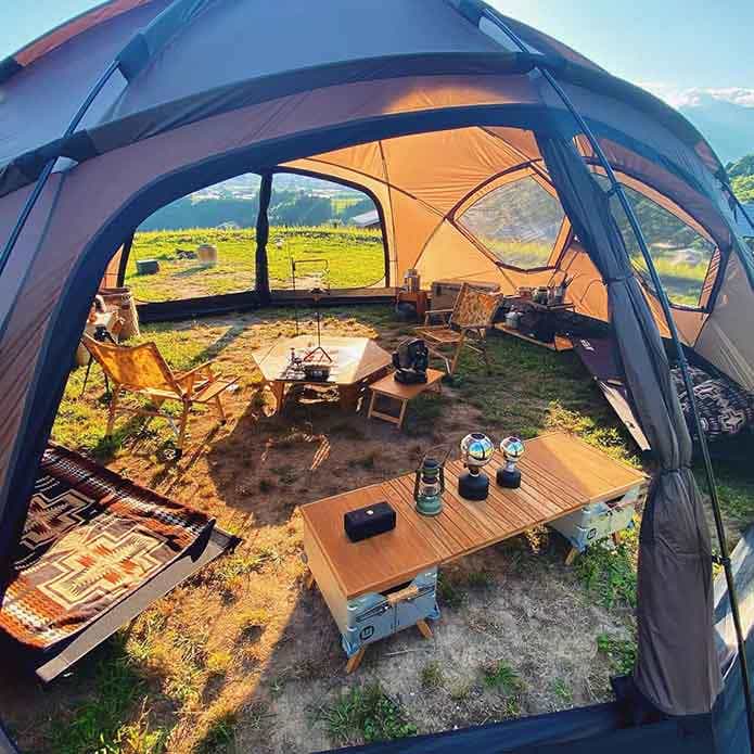 WIWO「ヤクドーム」内部の画像_超大型ドームテントの魅力