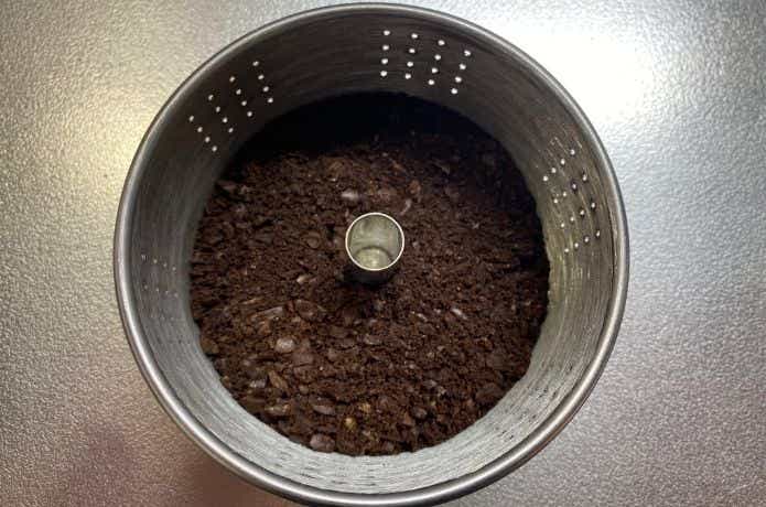 パーコレーター　挽いたコーヒー豆