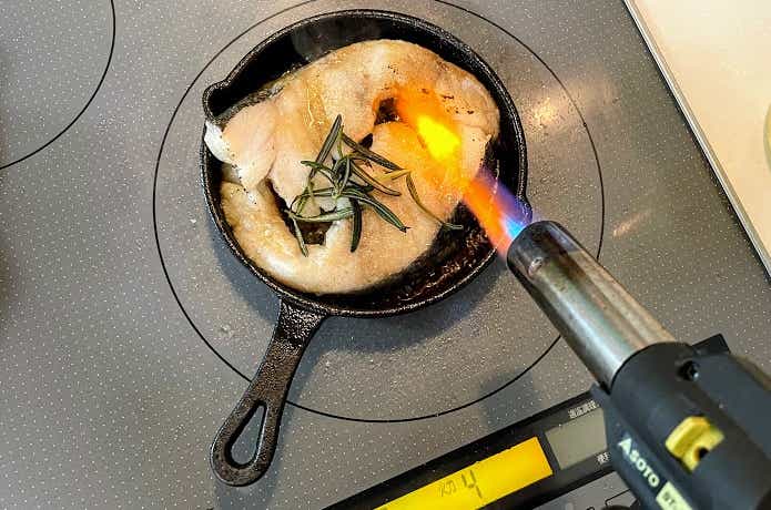 ダイソースキレットで鱈のムニエルを調理