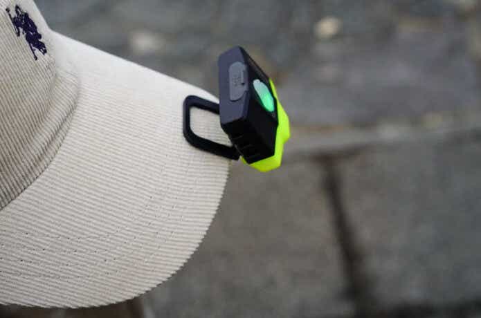 品質保証 キャップライト ヘッドライト 2WAY 充電式 帽子ライト クリップ式 モーションセンサー付き 6つ点灯モード 135°角度調節 釣り  キャンプ 手仕事 送料無料