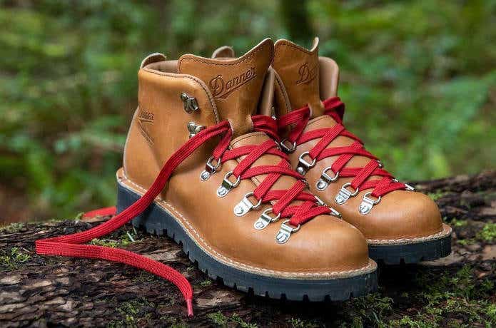 先行販売商品 SOREL CARIBOU メンズスノーブーツ かなり前に購入