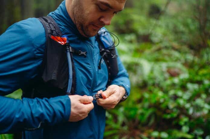 ソフトシェルおすすめ35選！特徴を知れば普段使いから登山まで