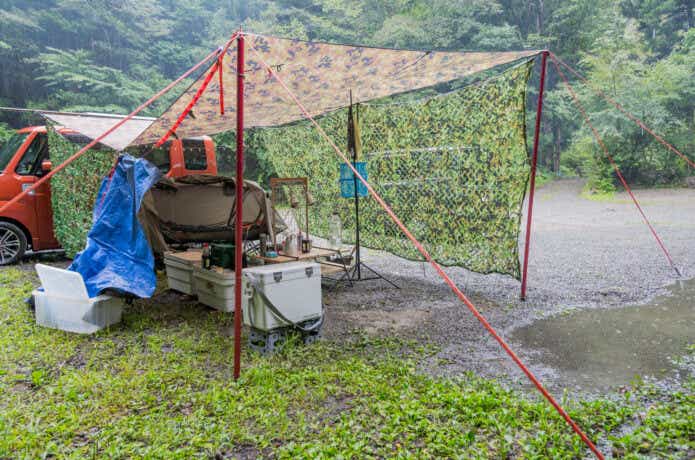 雨天のキャンプ