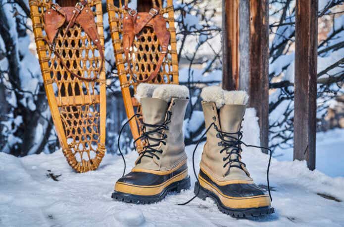 冬キャンプにおすすめの靴まとめ！有名ブランドの最新作・人気モデル