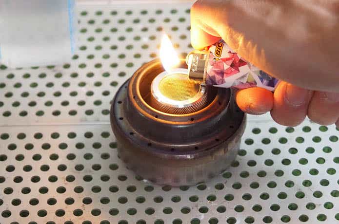 普通のライターでイムコ「自動炊飯シリンダー」に点火
