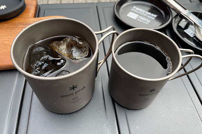 チタンシングルマグ450氷アイスコーヒーと300コーヒー