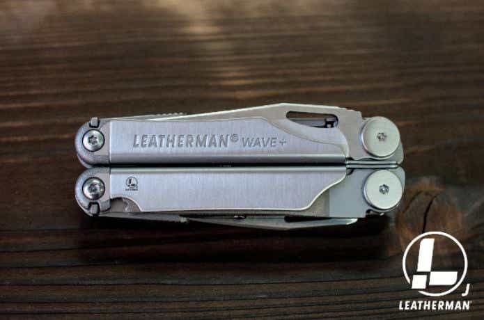 レザーマンの十徳ナイフ