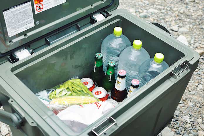 2Lのペットボトルが縦に入る