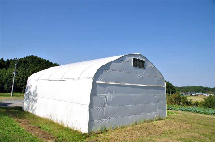 農業用の大型テント