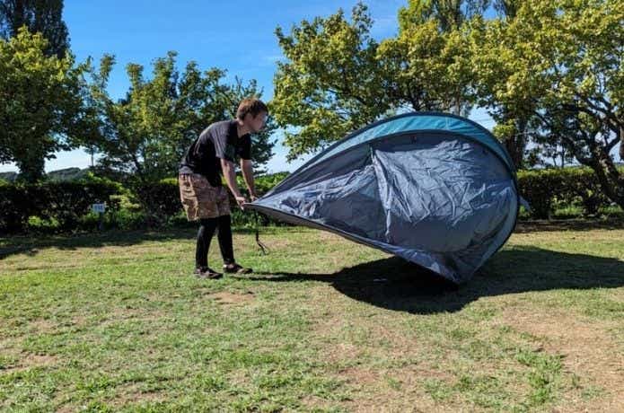 KAZOO キャンプ用自動屋外ポップアップテントを設営する