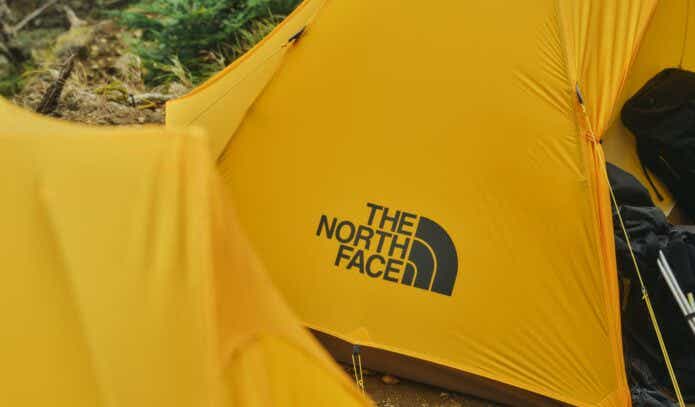 THE NORTH FACEのテントのロゴ