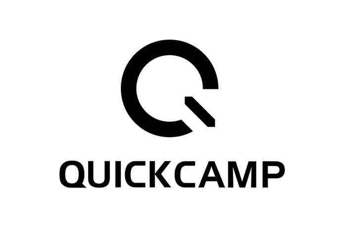 クイックキャンプ　ロゴ