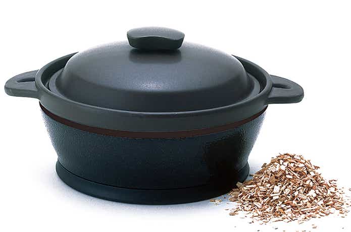 セラミック製の燻製鍋
