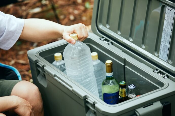 ペットボトルが縦に収納できる