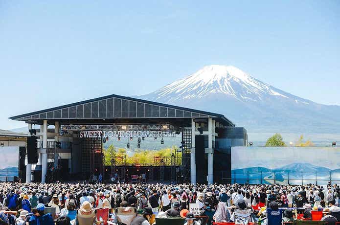 ラブシャ「Mt.FUJI」ステージと富士山