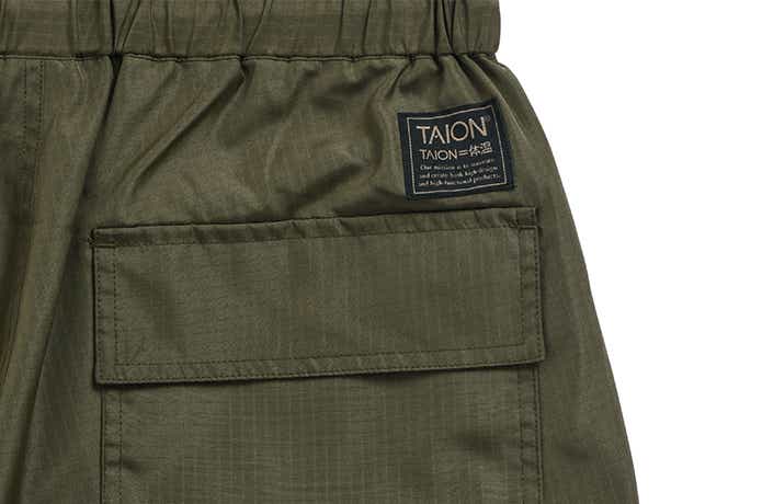 TAION「Non-Down Military Reversible Shorts」