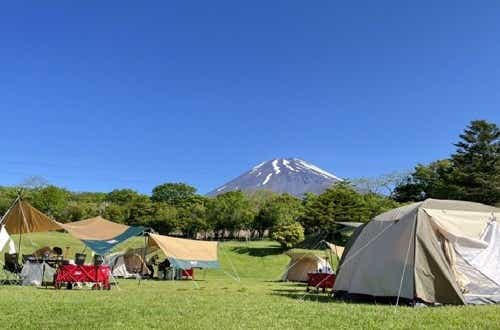 全てのサイト・コテージでペット同伴OK。富士山2合目にあるキャンプ場