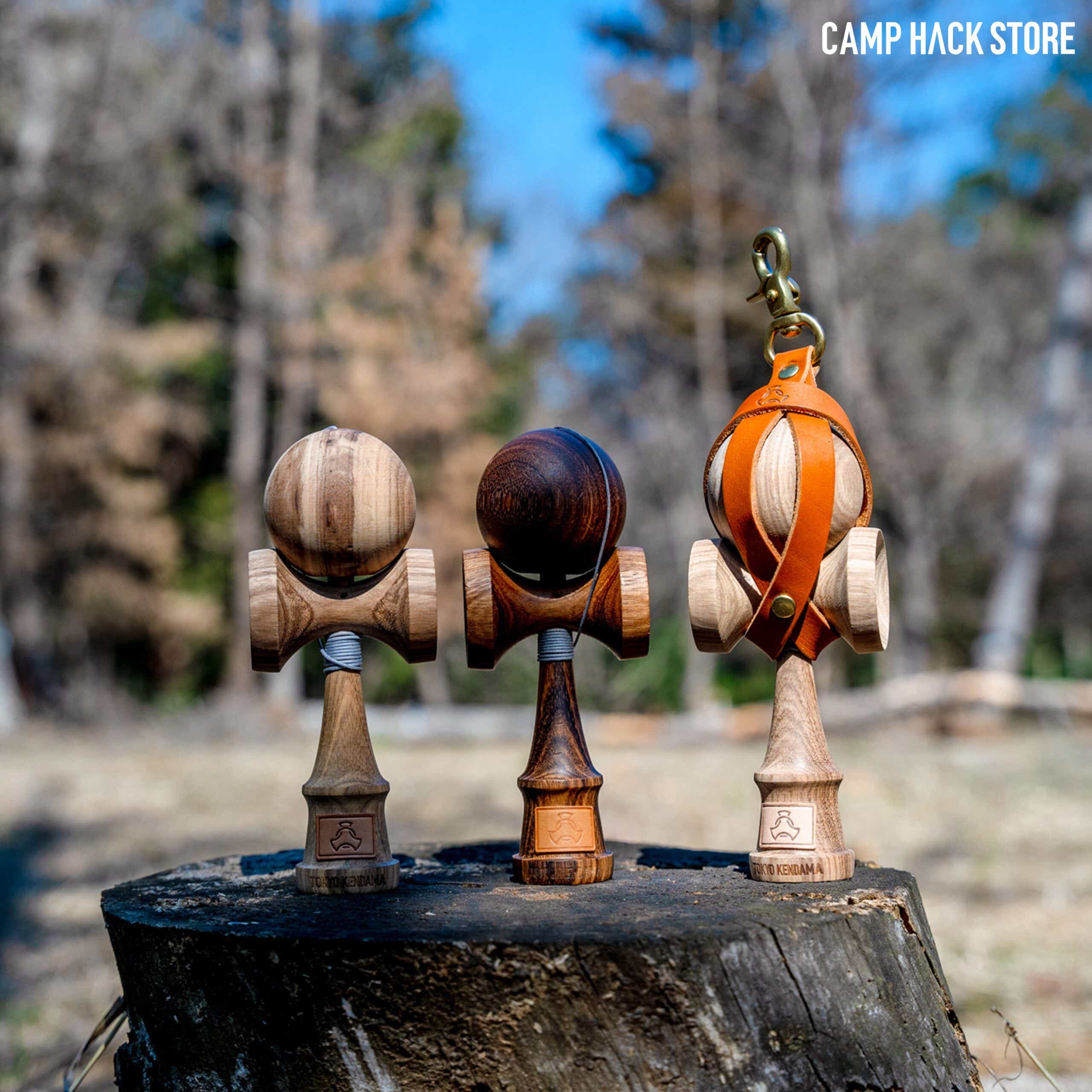 TOKYO KENDAMA「ZEBRAWOOD HOLDER SET」をディスプレイ