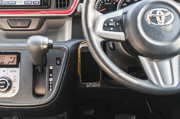 NOT KNOCK OVER MAT_ハンドル下にスマホ