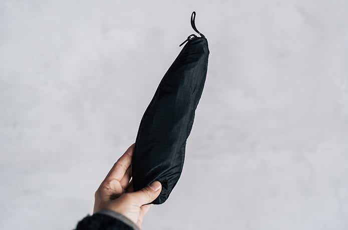 モンベル_ポケッタブル ライトバナナポーチ_コンパクト