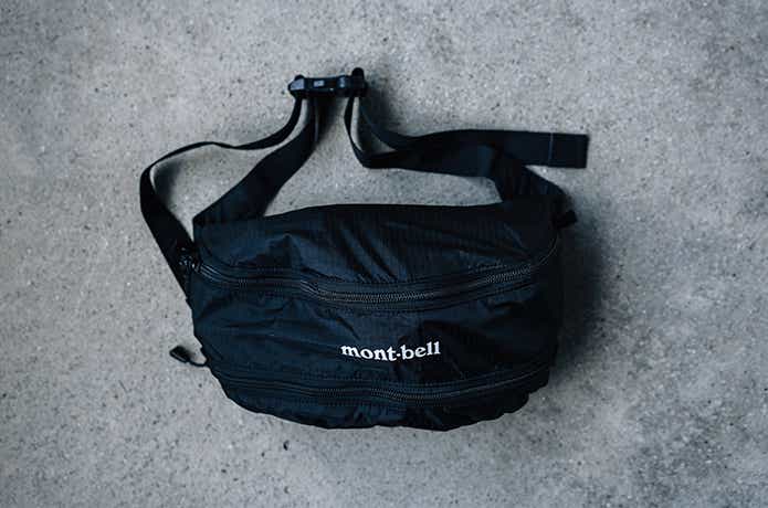 モンベル_ポケッタブル ライトバナナポーチ_最小サイズ_チャック閉め