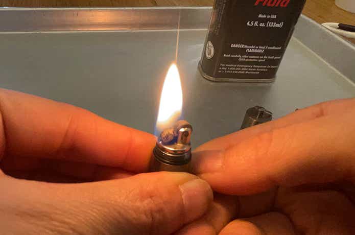 UOOPHEE「ピーナッツライター」